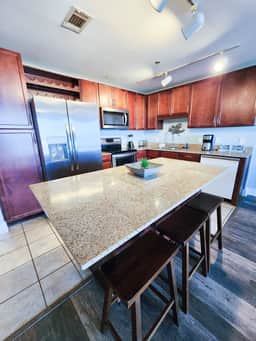 Laketown Wharf 1133 - Image 4