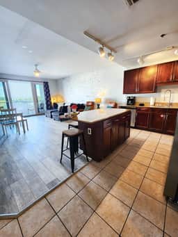 Laketown Wharf 334 - Image 4