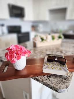 Laketown Wharf 633 - Image 4