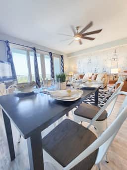 Laketown Wharf 1436 - Image 5