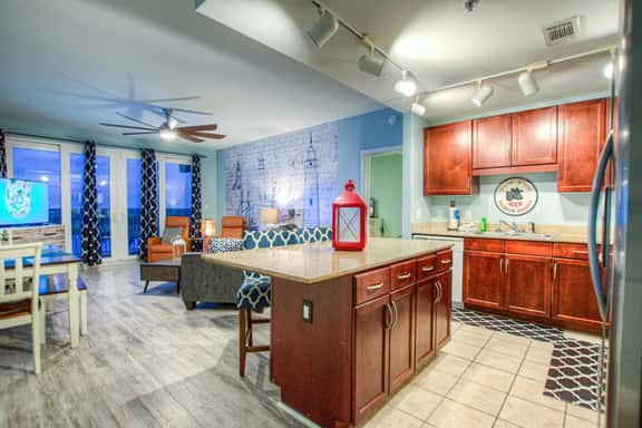 Laketown Wharf 831 - Image 1