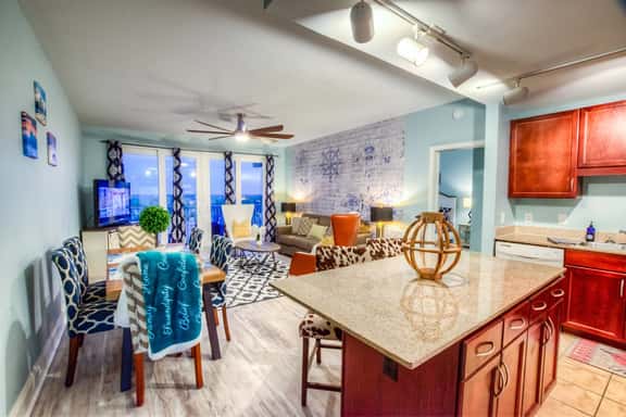 Laketown Wharf 929 - Image 1