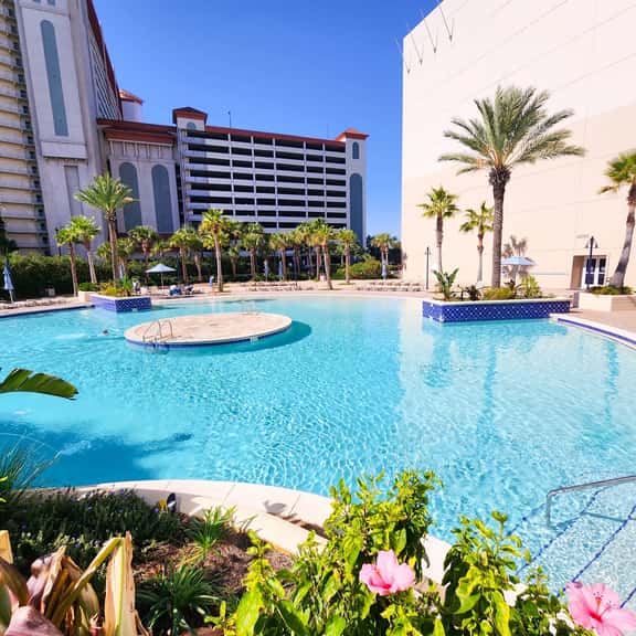 Laketown Wharf 334 - Image 1