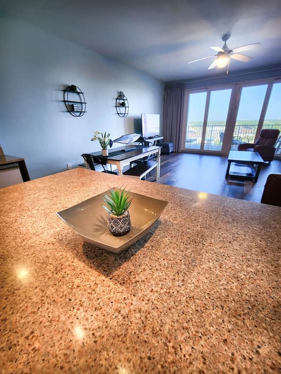 Laketown Wharf 1133 - Image 3