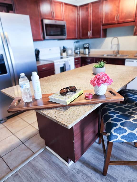 Laketown Wharf 728 - Image 4