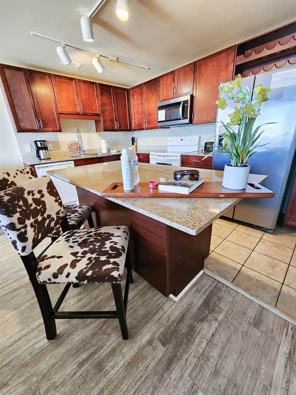 Laketown Wharf 1036 - Image 5