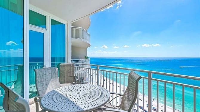Beach Days and Bowling Nights: A perfect day at Laketown Wharf!